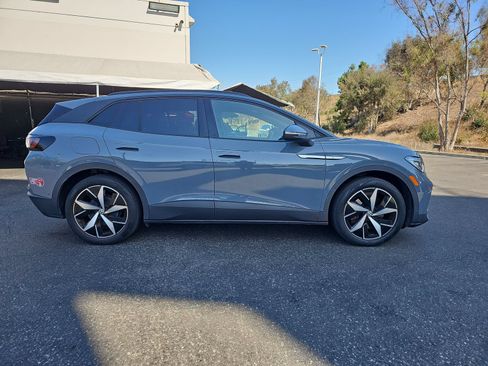 Used 2023 Volkswagen ID.4 S RWD image 4