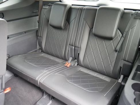 Used 2025 Volkswagen Atlas SEL Premium R-Line AWD/4WD image 26