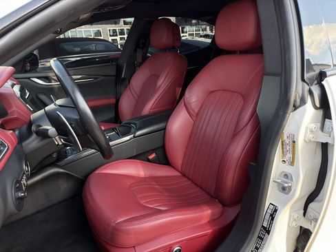 Used 2022 Maserati Ghibli Modena image 20