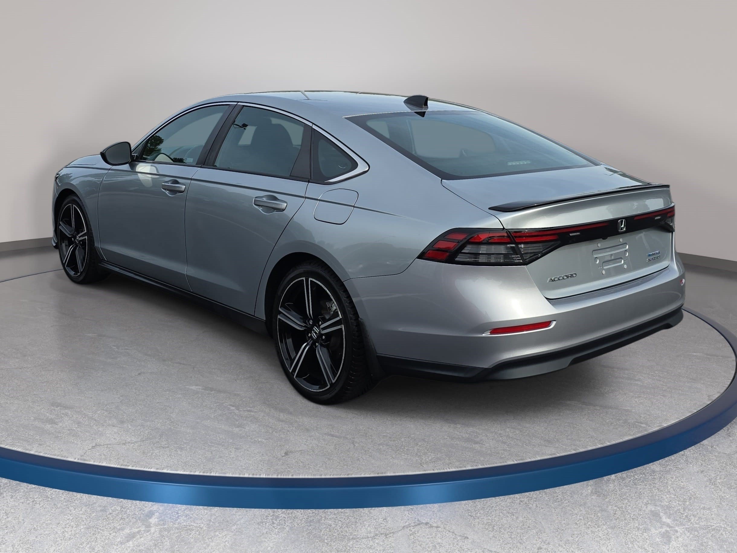 Used 2024 Honda Accord Sport image 7