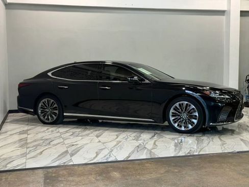 Used 2021 Lexus LS 500 w/ Interior Upgrade Package RWD image 6