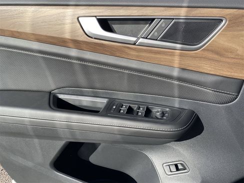 New 2026 Volkswagen Atlas SE image 17