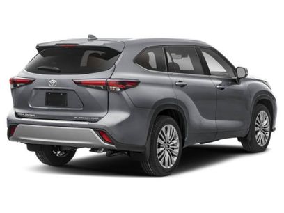 New 2026 Toyota Highlander Platinum