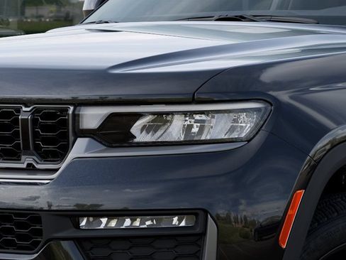 New 2026 Jeep Grand Cherokee L Limited w/ Limited Altitude Package RWD image 11