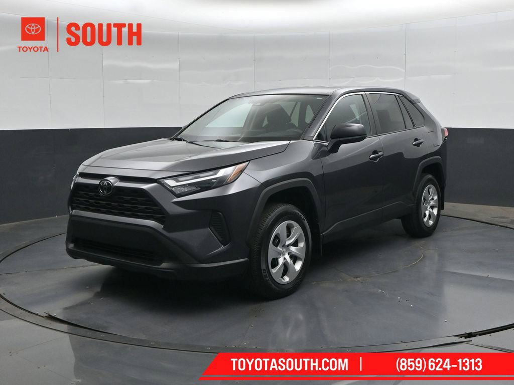 Used 2024 Toyota RAV4 LE FWD image 6