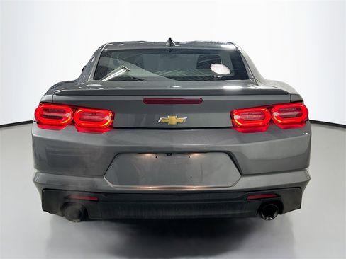 Used 2020 Chevrolet Camaro LT image 7