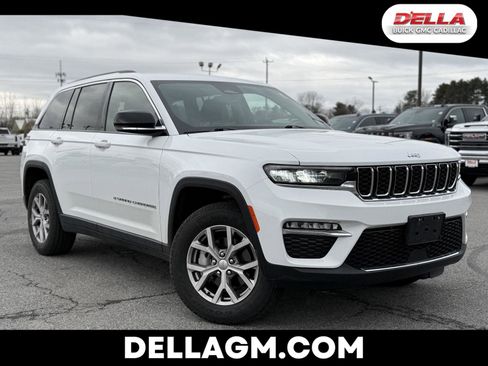 Used 2022 Jeep Grand Cherokee Limited image 1