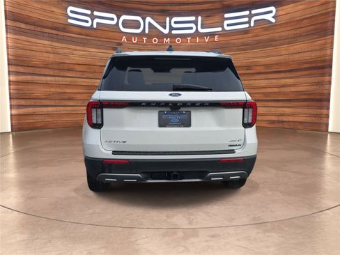New 2026 Ford Explorer Active w/ Active Comfort Package image 5