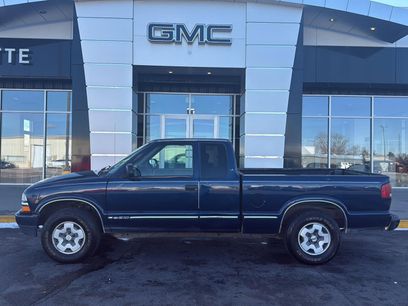Used 2000 Chevrolet S10 Pickup LS w/ Preferred Equipment Group