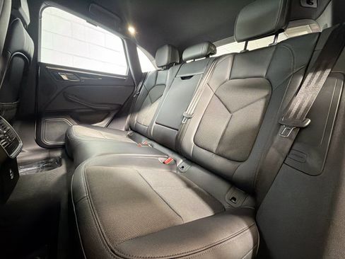 Certified 2026 Porsche Macan S AWD/4WD image 20