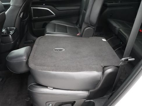 Used 2023 Kia Telluride S AWD/4WD image 41