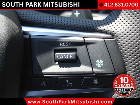 New 2025 Mitsubishi Outlander SE image 27