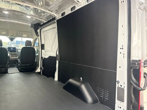New 2026 Ford Transit 250 148 Medium Roof w/ Load Area Protection Package image 29