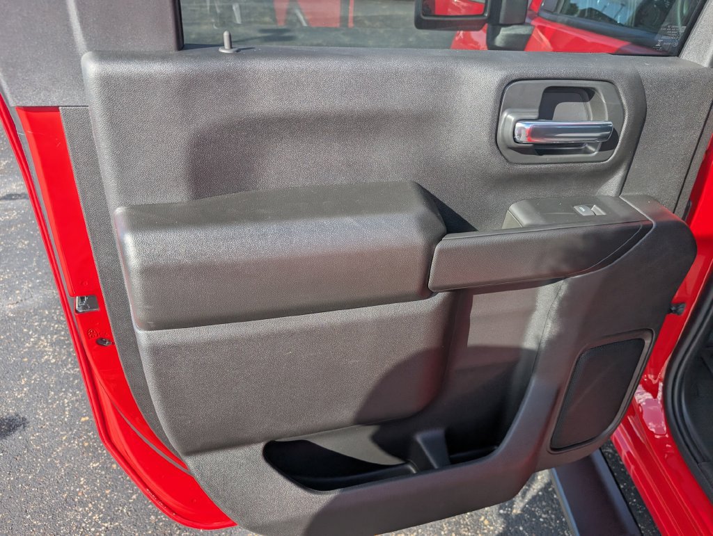 New 2026 Chevrolet Silverado 2500 Custom w/ Custom Value Package AWD/4WD image 15