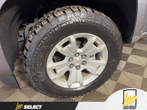 Used 2021 Chevrolet Colorado LT w/ LT Convenience Package AWD/4WD image 5
