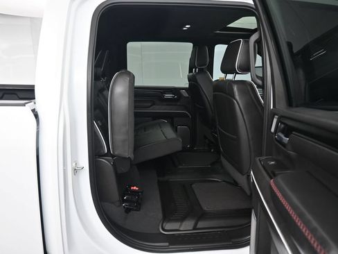 Used 2025 GMC Sierra 2500 AT4X AWD/4WD image 49