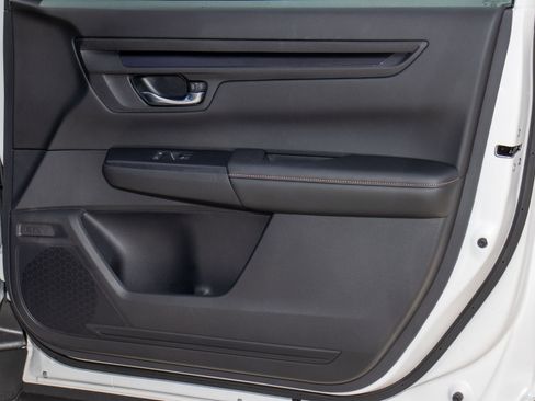 Certified 2025 Honda CR-V Sport-L image 14