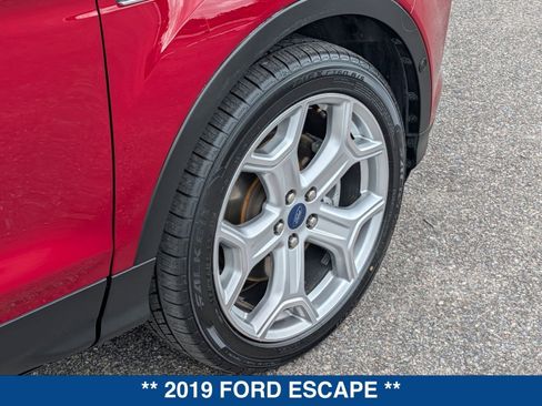 Used 2019 Ford Escape Titanium w/ U9j03 - Titanium Tow Package image 12