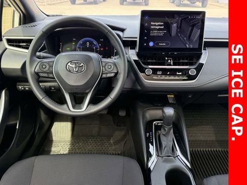Certified 2025 Toyota Corolla SE w/ SE Premium Package image 12
