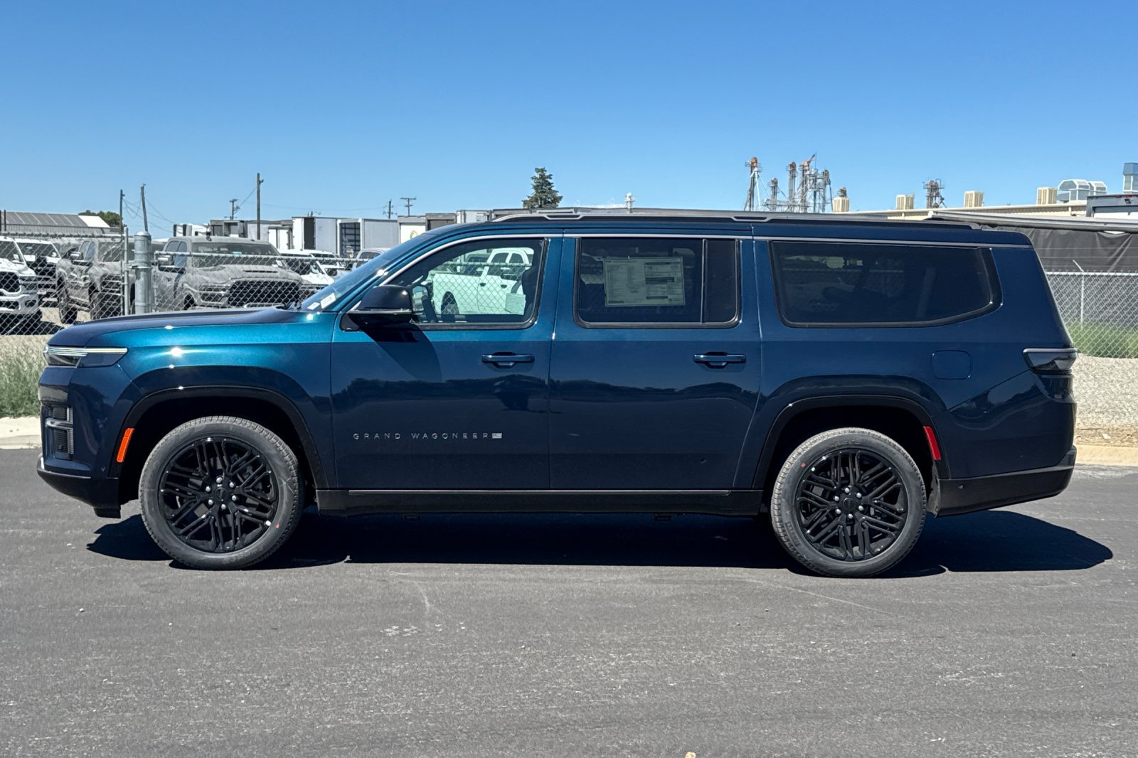 New 2026 Jeep Grand Wagoneer L Limited AWD/4WD image 6
