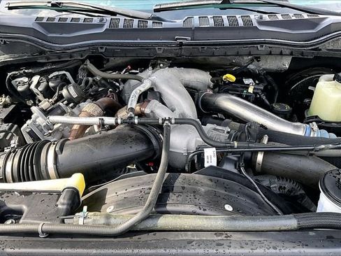 Used 2022 Ford F250 Lariat w/ Tremor Off-Road Package image 33