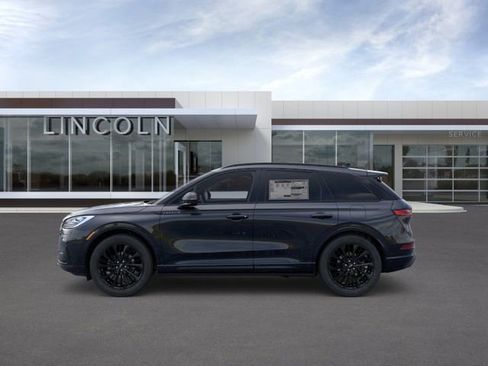 New 2026 Lincoln Corsair Reserve w/ Jet Appearance Package AWD/4WD image 3