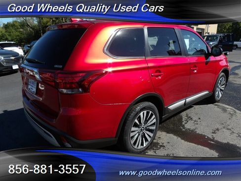 Used 2020 Mitsubishi Outlander ES image 5