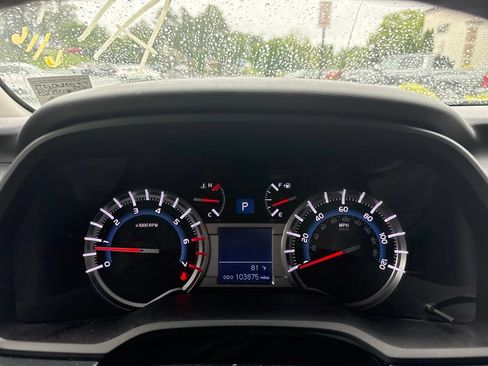 Used 2016 Toyota 4Runner SR5 RWD image 9