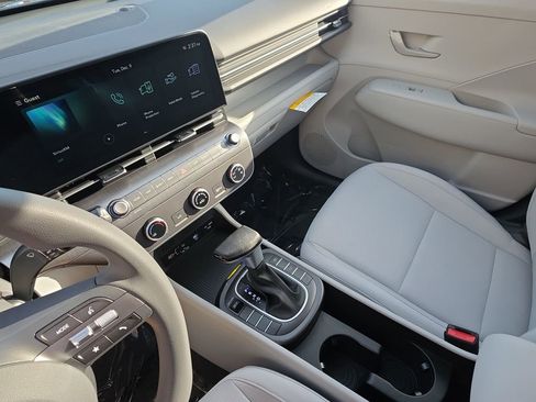 New 2026 Hyundai Kona SE image 32