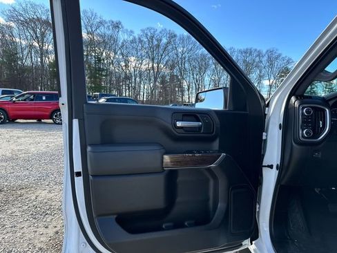 Used 2022 GMC Sierra 1500 Elevation image 23