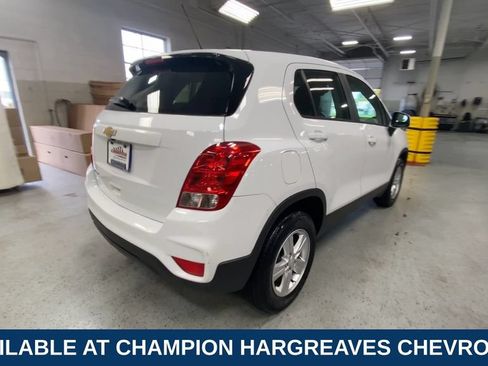 Used 2018 Chevrolet Trax LS AWD/4WD image 10