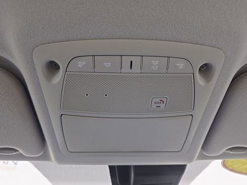 Used 2019 Nissan Leaf SL w/ SL Technology Package image 25