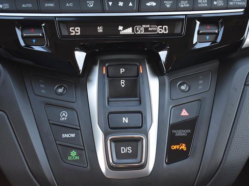 Used 2025 Honda Odyssey EX-L image 10