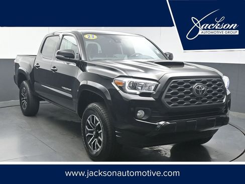 Used 2023 Toyota Tacoma TRD Sport w/ Advanced Technology Package AWD/4WD image 1