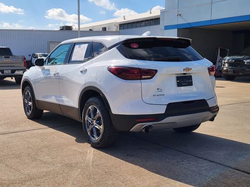 Certified 2025 Chevrolet Blazer LT image 8