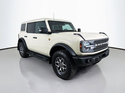 Used 2025 Ford Bronco Badlands AWD/4WD image 1
