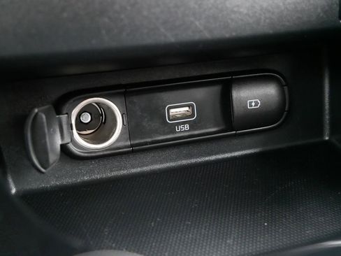 Used 2021 Kia Seltos EX image 49