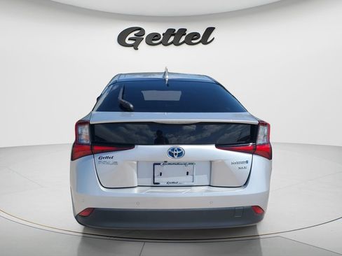 Certified 2021 Toyota Prius XLE FWD image 6