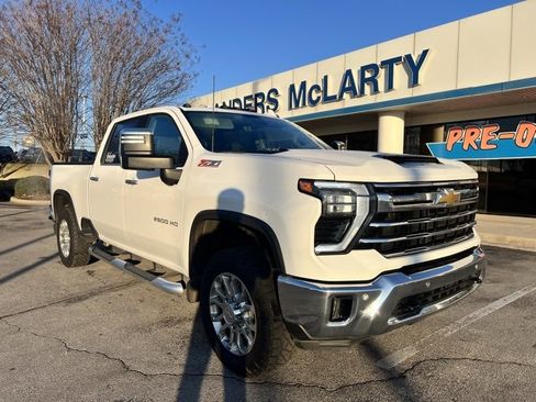 Certified 2025 Chevrolet Silverado 2500 LTZ w/ LTZ Premium Package image 2