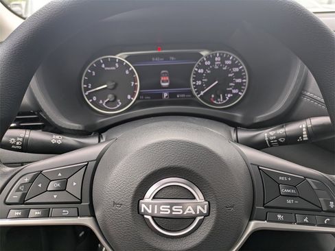 New 2025 Nissan Sentra SV image 28