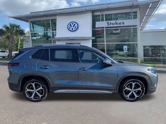New 2026 Volkswagen Tiguan SE FWD video 3