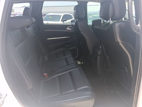 Used 2018 Jeep Grand Cherokee Summit w/ Platinum Series Group AWD/4WD image 17