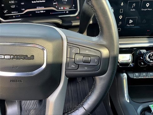 Used 2024 GMC Sierra 2500 Denali w/ Technology Package AWD/4WD image 13
