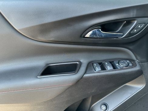 Certified 2022 Chevrolet Equinox RS w/ RS Leather Package image 11