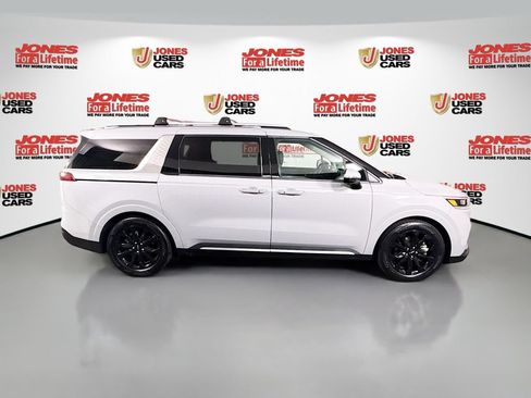 Used 2024 Kia Carnival SX Prestige FWD image 20