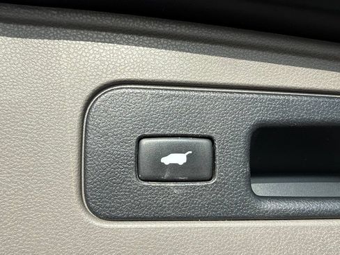 Used 2012 Honda Odyssey EX-L image 11