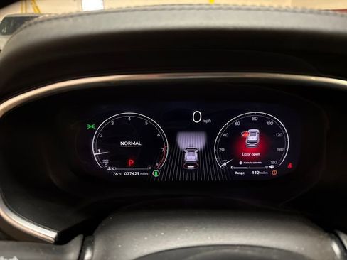 Used 2023 Acura MDX SH-AWD w/ Technology Package image 18