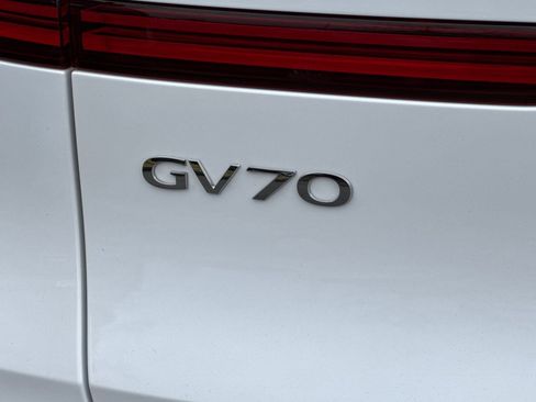 New 2025 Genesis Electrified GV70 Advanced image 33
