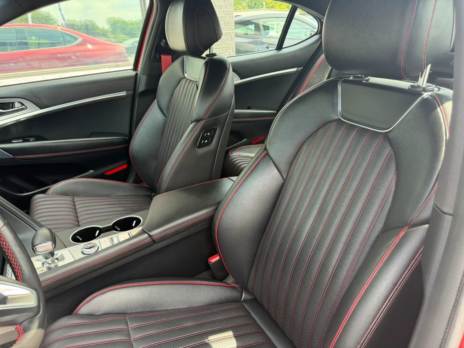 Used 2022 Genesis G70 3.3T w/ Sport Advanced Package AWD/4WD image 18