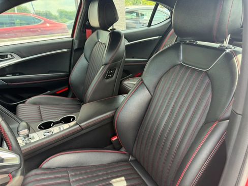 Used 2022 Genesis G70 3.3T w/ Sport Advanced Package AWD/4WD image 18